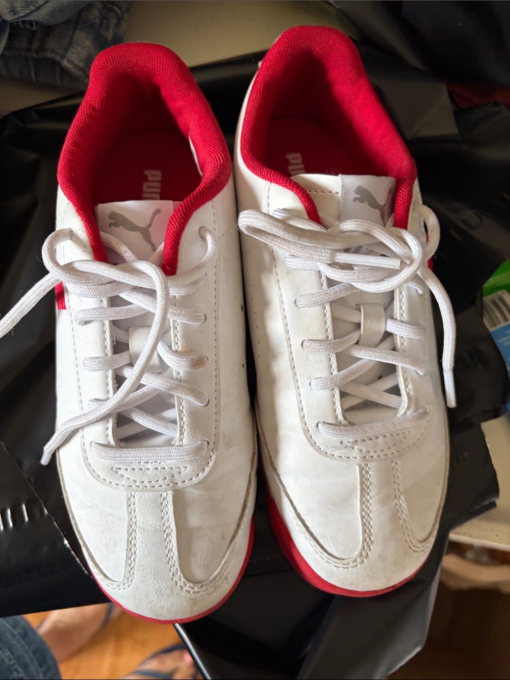 Kids Puma White and Red Low-Top Sneakers